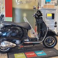 Vespa GTS 300 hpe Super Abs/Asr
