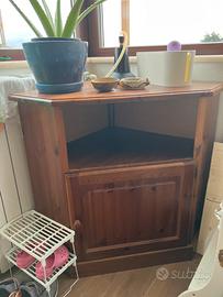 Angoliera in noce come nuova