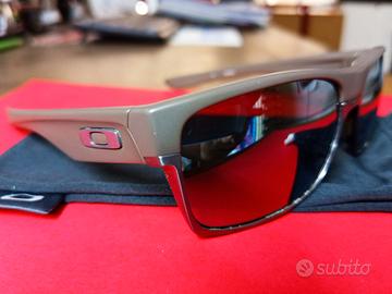 Occhiali da sole Oakley Two Face 9189-21 Polarizz