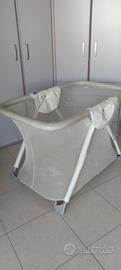 Box pieghevole per bambini.