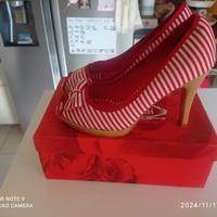 SCARPE BIANCHE E ROSSE N. 37