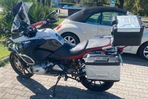 BMW R 1200 GS 2006 – Accessoriata con tris valigie
