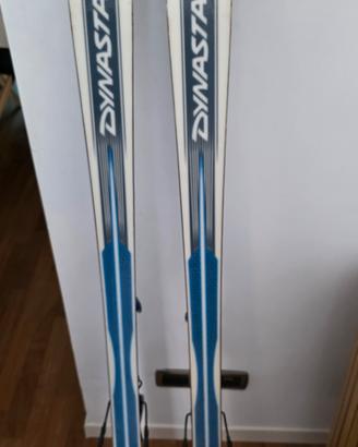 Sci Dynastar 160 cm con attacchi Look