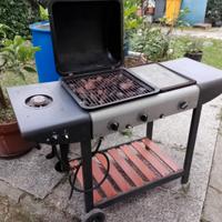 Barbecue con pietra lavica