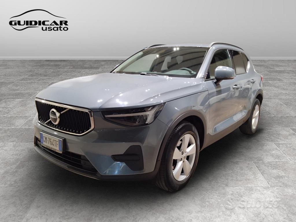 Volvo XC40 (2017-->)