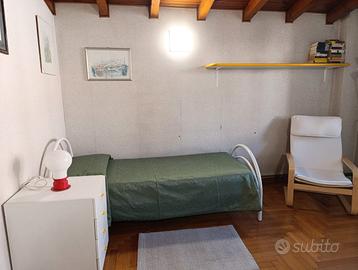 Stanza singola con bagno privato, Bresso