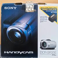 Handy Cam SONY con HD da 30GB