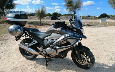 MOTO CROSSRUNNER 800 X