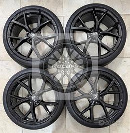 Cerchi 19 neri Golf R Line e pneumatici