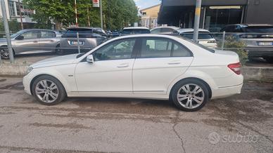 MERCEDES Classe C (W/S204) - 2011
