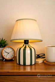 Lampada da tavolo a righe verdi e bianche 20×20×27