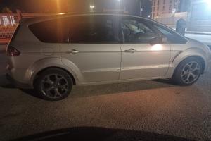 Ford s max