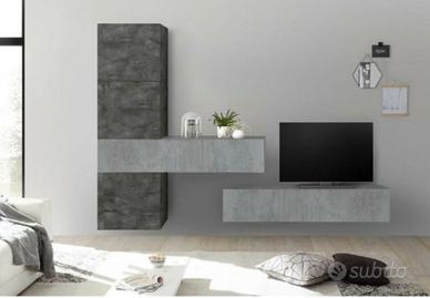 Composizione tv già montata