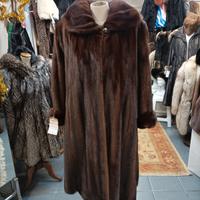 Visone MG con Collo a Corolla