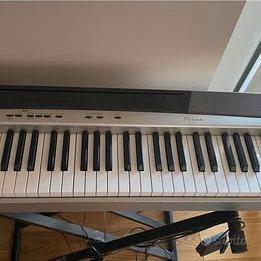 Tastiera CASIO PRIVIA -Tastiera Digitale con Stand