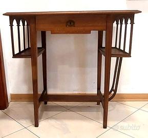Antico tavolino Liberty primi ‘900