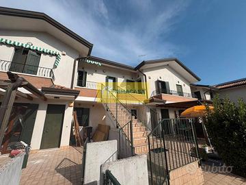 Elegante trilocale a Passarella Rif 2222