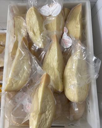 Caciocavallo stagionato 18 mesi