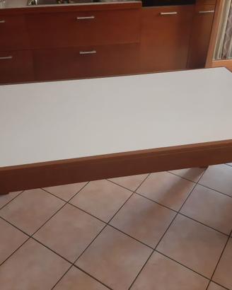 Tavolo da cucina in legno allungabile