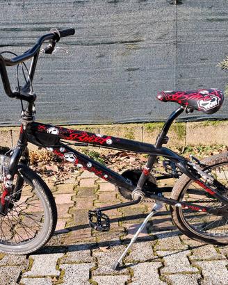 Bicicletta BMX Rebel Skull