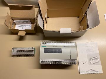 PLC programmabile con simulatore