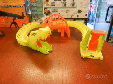 Piste Hot Wheels-Snake Attack