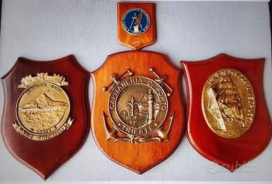 4 crest Militari anni 80 leggi descrizione