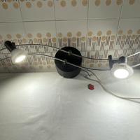 Lampadario a faretti regolabili e lampade led