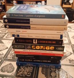 lotto di 3 libri (1 a scelta 2 mistery)