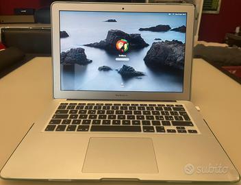 MacBook Air 13” Apple perfettamente funzionante