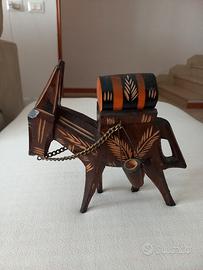 Asino vintage in legno intagliato a mano 