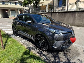 TOYOTA CH-R 2017 Hybrid lounge