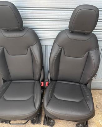 Tappezzeria o interno per jeep Renegade