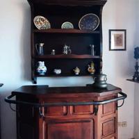 mobile bar con piattaia