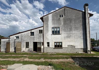 PORZIONE DI BIFAMILIARE A MASERADA SUL PIAVE