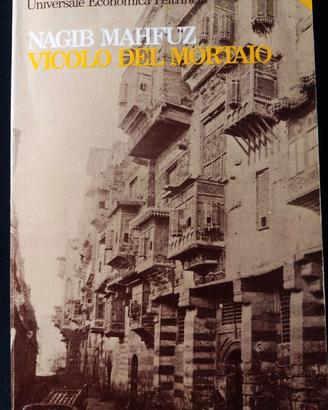 libro Il Vicolo del Mortaio - Nagib Mahfuz