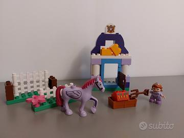 Set Lego Duplo 10594 La scuderia reale di Sofia