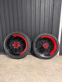 Cerchi Motard Honda CRF + forcellone e ricambi