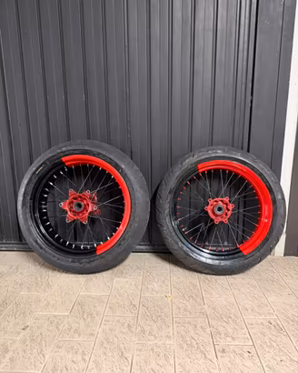 Cerchi Motard Honda CRF + forcellone e ricambi
