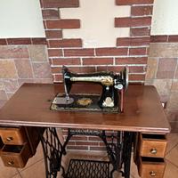 Macchina da cucire SINGER “1915”