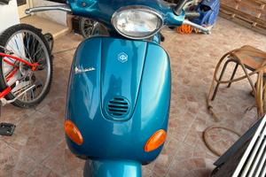 Vespa Et2