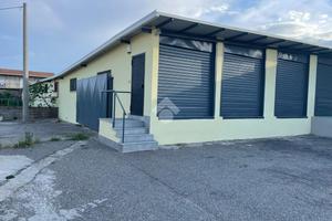 CAPANNONE A REGGIO DI CALABRIA