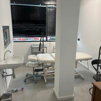 Lettino elettrico LEMI in pelle – Made in Italy –