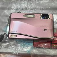 Fujifilm z800, pari al nuovo. Scatola e accessori