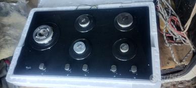 piano cottura gas 5 fuochi