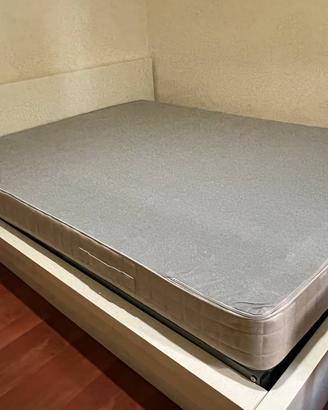 Letto matrimoniale con contenitore