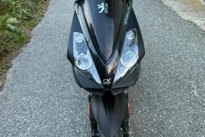 Scooter peugeot