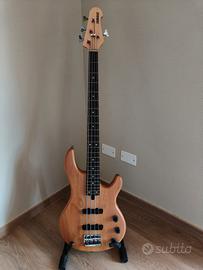 Basso 
Yamaha BB-N411 