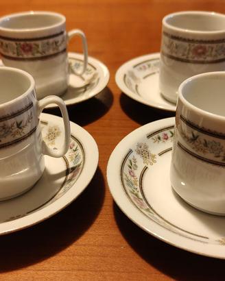 Set 4 Tazzine da Caffè in Porcellana con Piattini