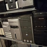 Lotto nr 07 pc fissi tutti funzionanti con Win10 